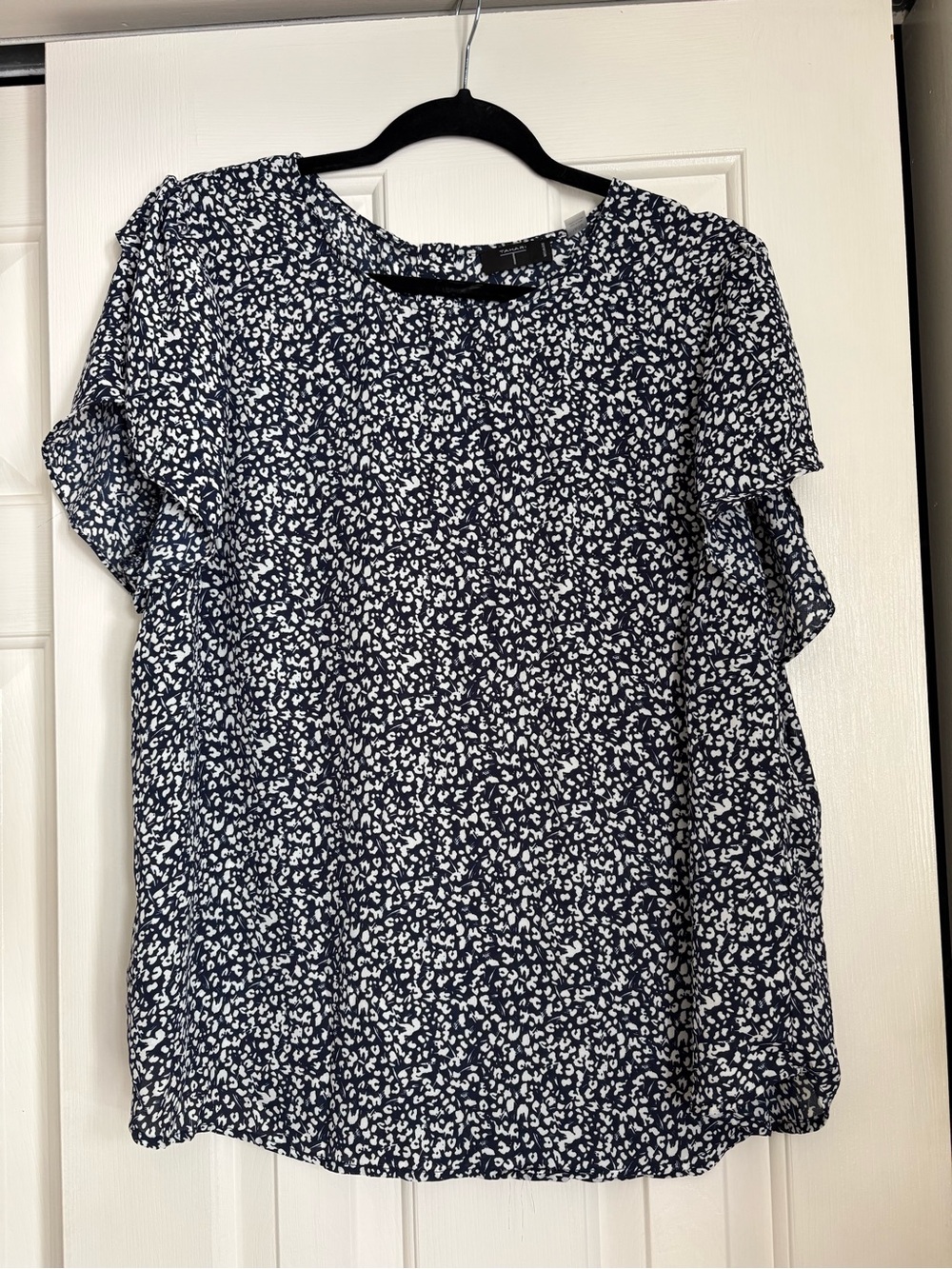 Tahari Navy and White Printed Flutter-Sleeve Blouse